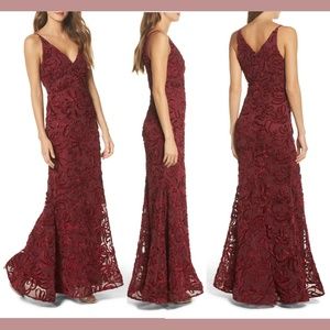 NEW $258 XSCAPE [ PETITE 2P ] Flocked Velvet Mesh Gown in Wine Red